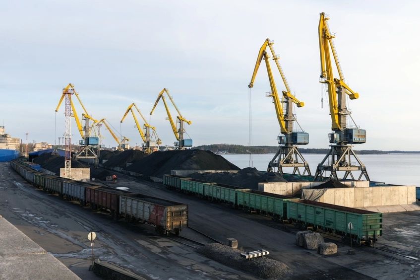 Carbón en puerto